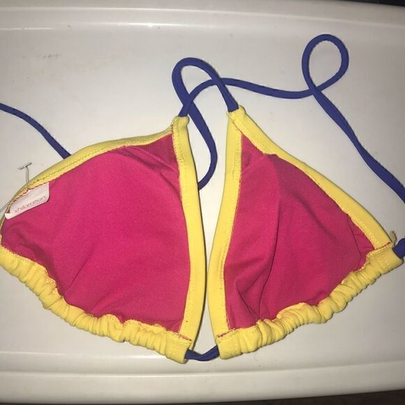 NEW Xhilaration Yellow/Gold Triangle Bikini Top M - Picture 7 of 7
